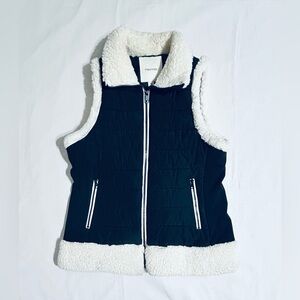Maurice's Black Puffer Vest  Women's Size Medium